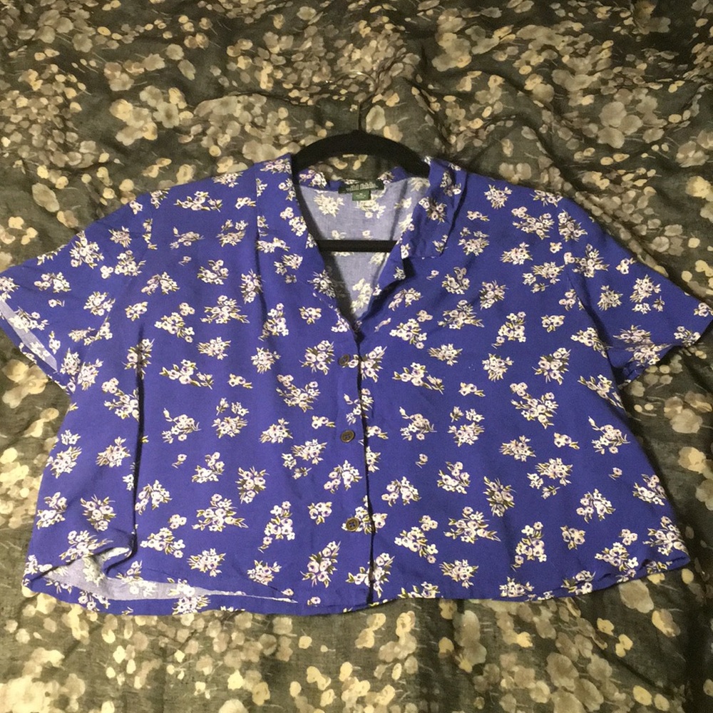 Wild Fable button up crop top